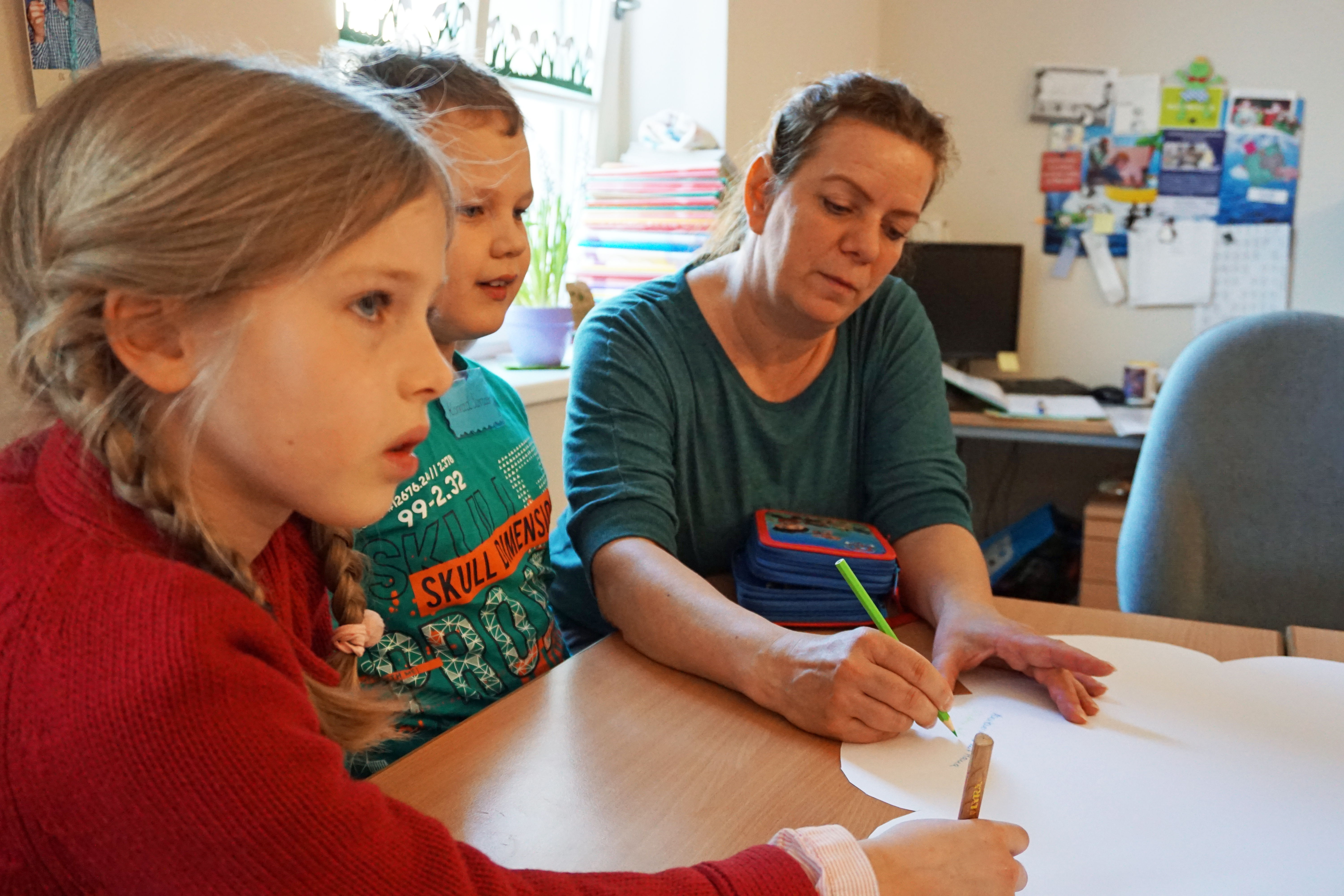 Mathilde Konrad und Steffi Treskow denken über Gutes und Schlechtes nach